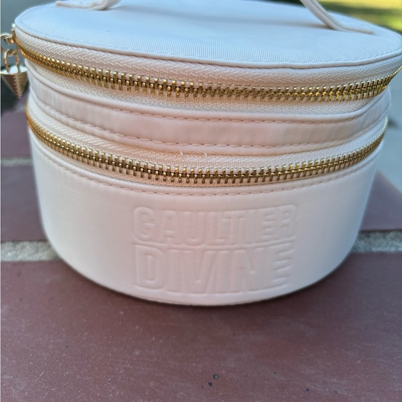Gaultier Divine Cream Round Makeup Bag - Picture 2 of 5